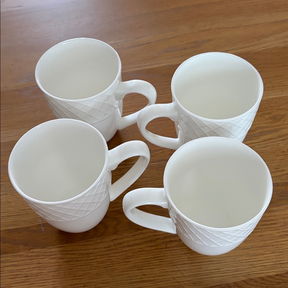 Set of 4 Mikasa large trellis coffee/tea mugs cups - Picture 8 of 9